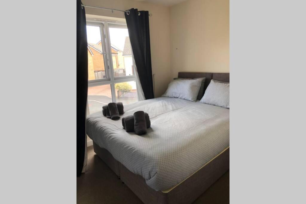 Dudley House **Staycation & Contractors** Sleeps 7 Tipton Eksteriør bilde