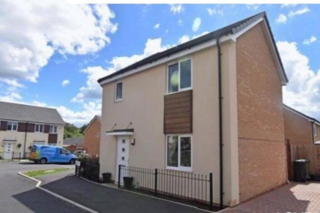 Dudley House **Staycation & Contractors** Sleeps 7 Tipton Eksteriør bilde